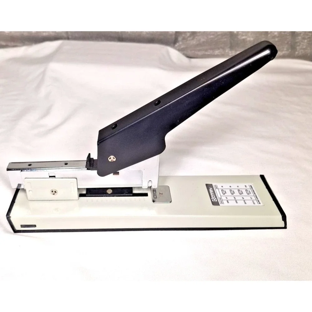 Effitiv Heavy Duty Stapler 100 sheet 13mm to 30 sheet 6mm High Capacity Gray Blk